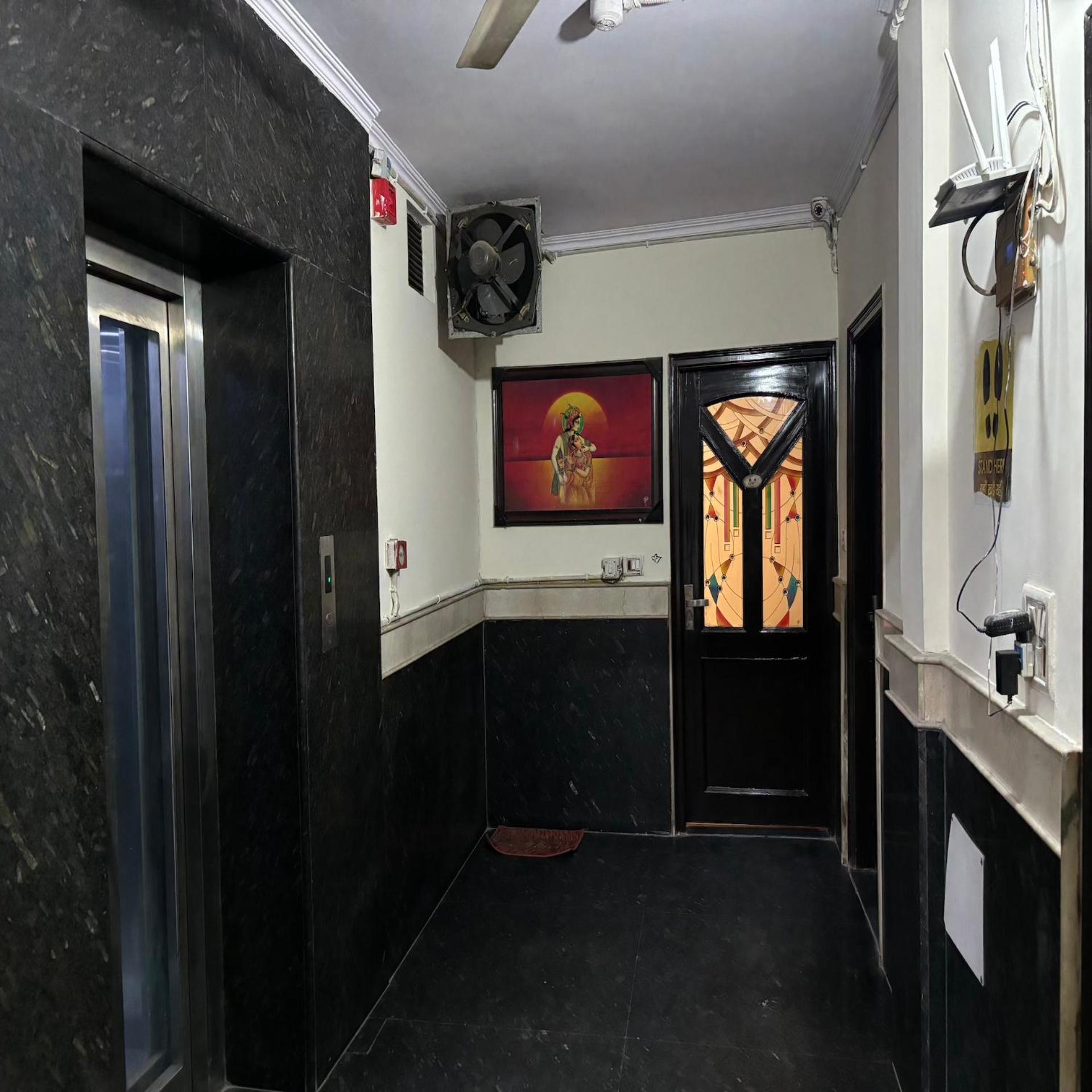 Hotel Pk International Near By New Delhi Station I Couple Friendly Nova Deli Exterior foto
