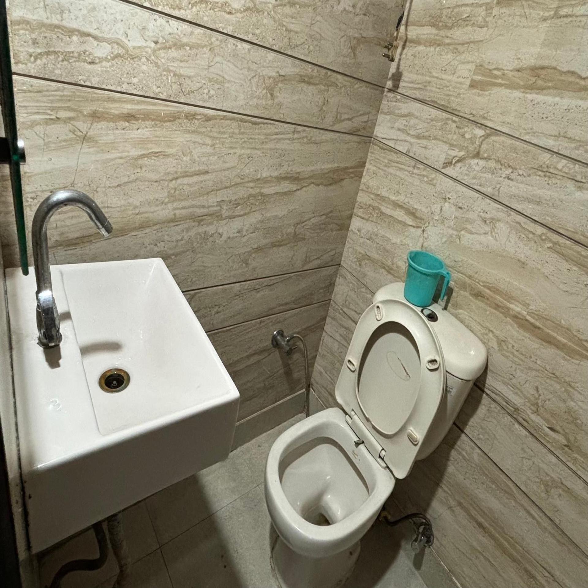 Hotel Pk International Near By New Delhi Station I Couple Friendly Nova Deli Quarto foto